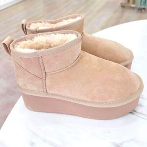 NEW Soda Benji Platform Ankle Bootie Boot Sherpa Faux Fur Lined in Oat Size 7.5